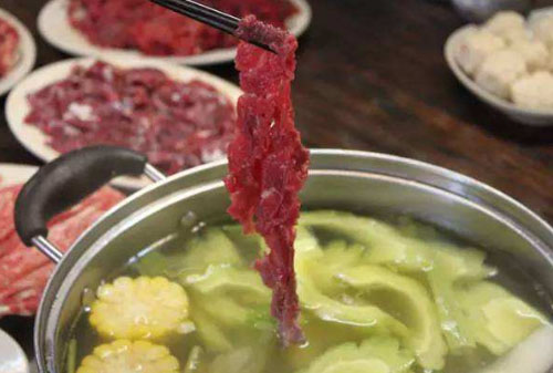 三不牛腩火锅店 餐饮加盟的稳健之选，创业有保障